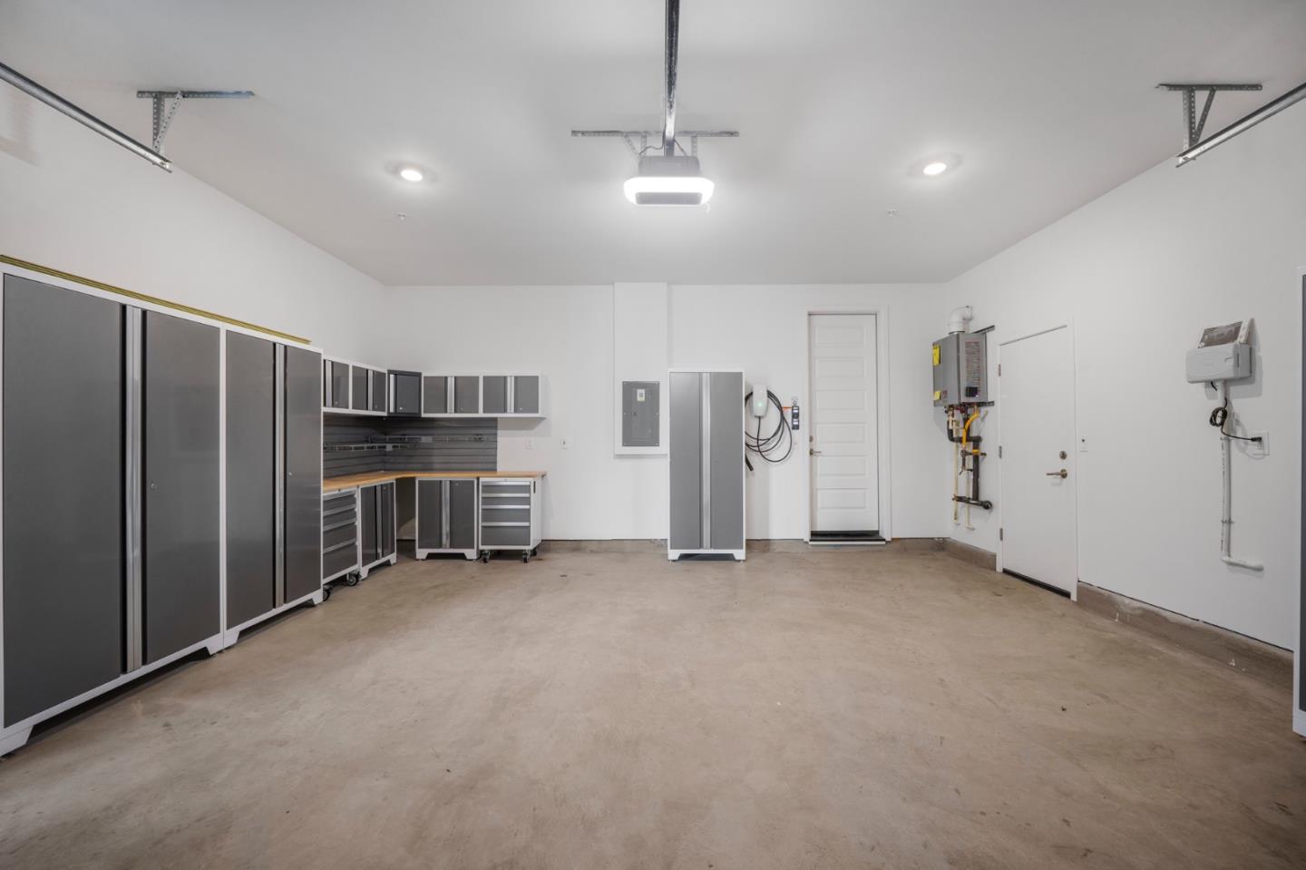 Detail Gallery Image 32 of 52 For 7101 Hakkan Dr, Gilroy,  CA 95020 - 4 Beds | 3 Baths