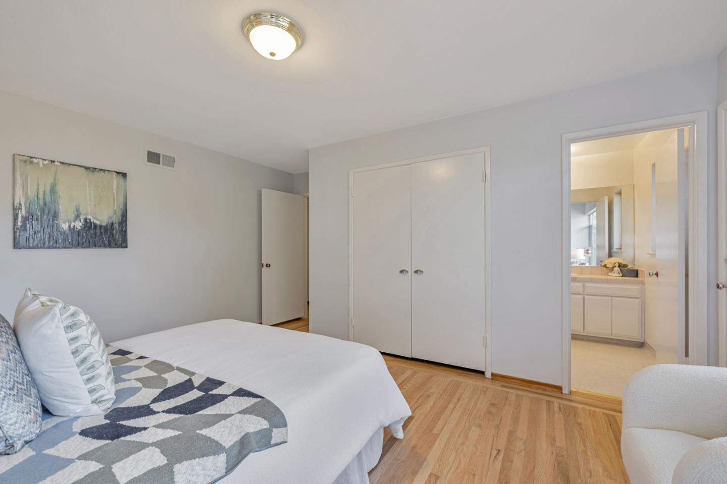 Detail Gallery Image 24 of 34 For 376 Alicia Way, Los Altos,  CA 94022 - 3 Beds | 2 Baths