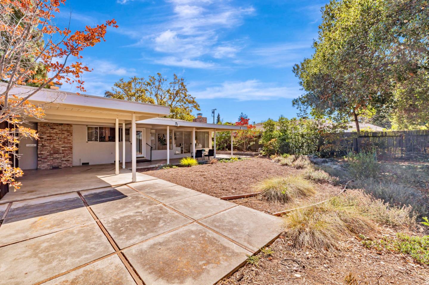 Detail Gallery Image 30 of 34 For 376 Alicia Way, Los Altos,  CA 94022 - 3 Beds | 2 Baths