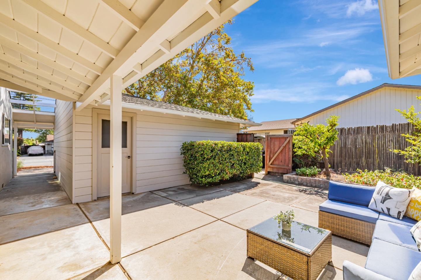 Detail Gallery Image 33 of 34 For 376 Alicia Way, Los Altos,  CA 94022 - 3 Beds | 2 Baths