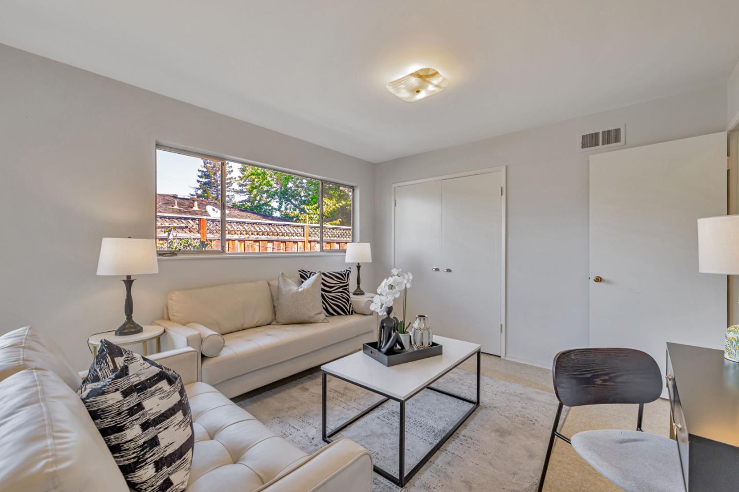 Detail Gallery Image 8 of 34 For 376 Alicia Way, Los Altos,  CA 94022 - 3 Beds | 2 Baths