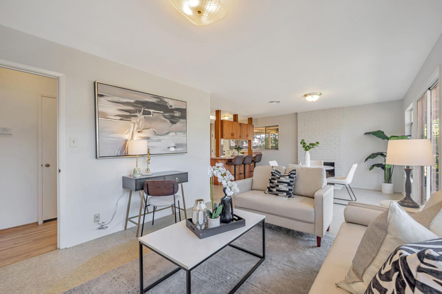 Detail Gallery Image 9 of 34 For 376 Alicia Way, Los Altos,  CA 94022 - 3 Beds | 2 Baths