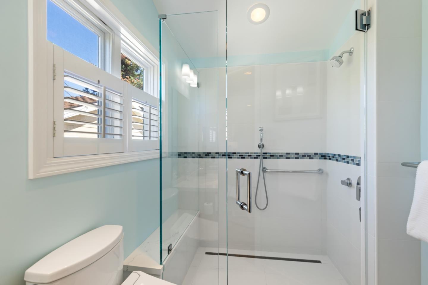 Detail Gallery Image 15 of 24 For 433 Upton St, Redwood City,  CA 94062 - 3 Beds | 2 Baths