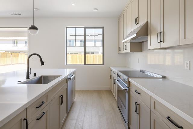 Detail Gallery Image 4 of 11 For 7376 Ailes Ct #HOMESITE 10,  Gilroy,  CA 95020 - 4 Beds | 3/1 Baths