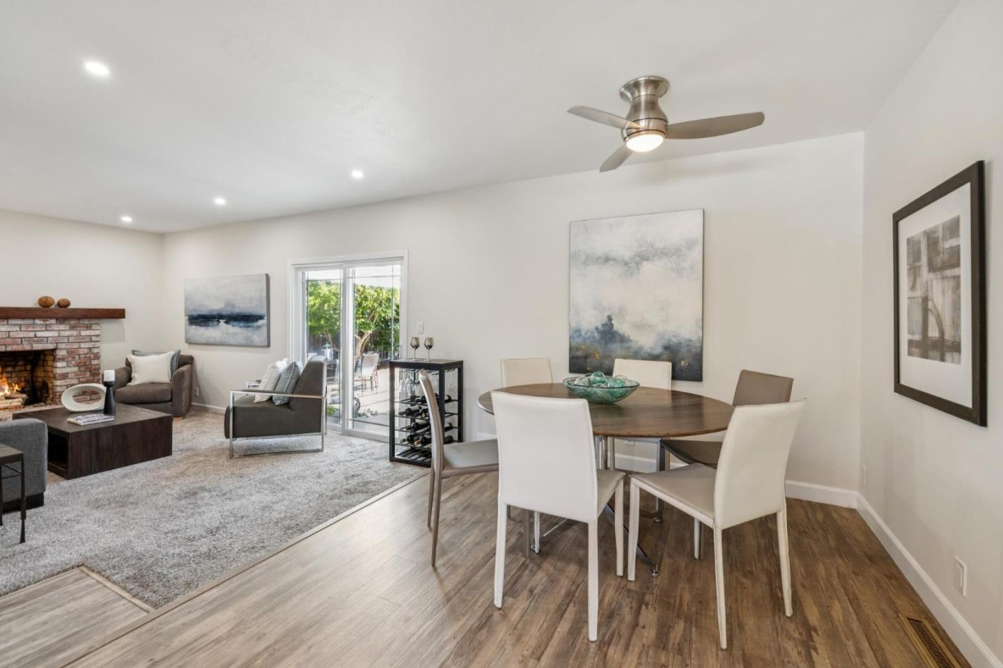 Detail Gallery Image 11 of 30 For 961 E San Marcos Cir, Mountain View,  CA 94043 - 4 Beds | 2 Baths