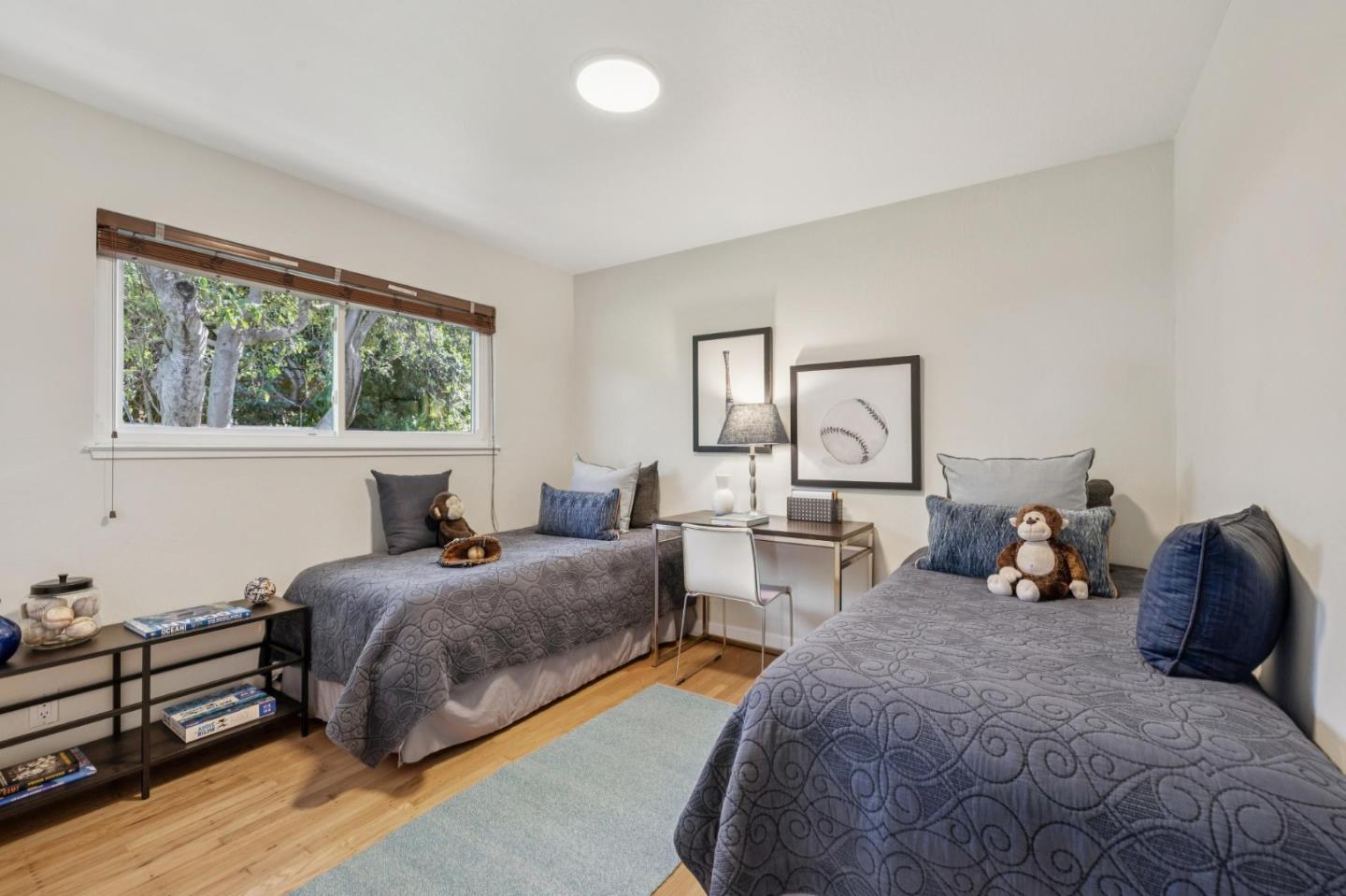 Detail Gallery Image 20 of 30 For 961 E San Marcos Cir, Mountain View,  CA 94043 - 4 Beds | 2 Baths