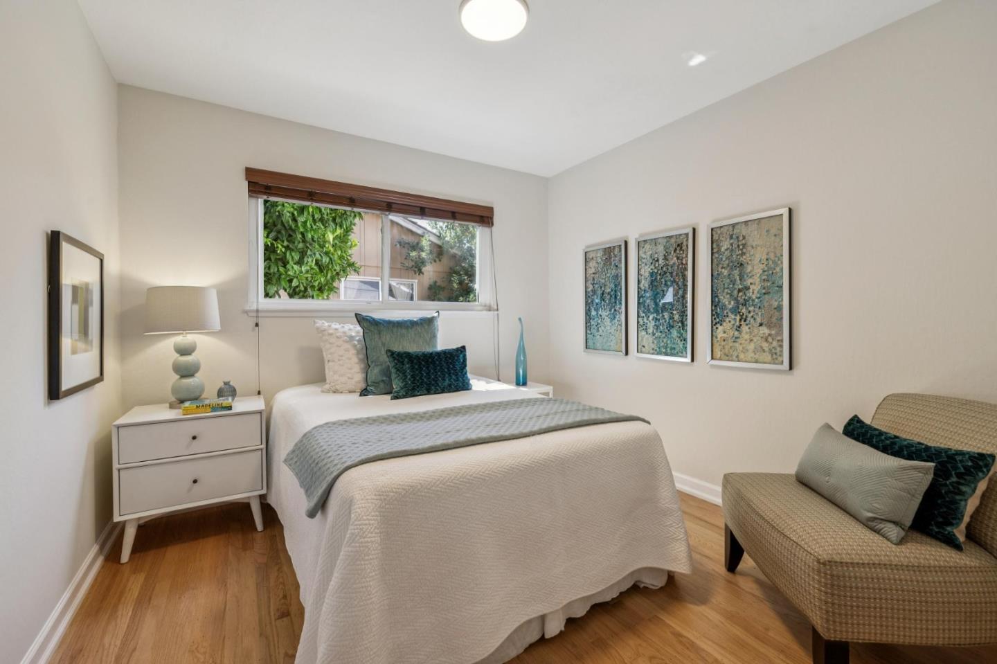 Detail Gallery Image 24 of 30 For 961 E San Marcos Cir, Mountain View,  CA 94043 - 4 Beds | 2 Baths