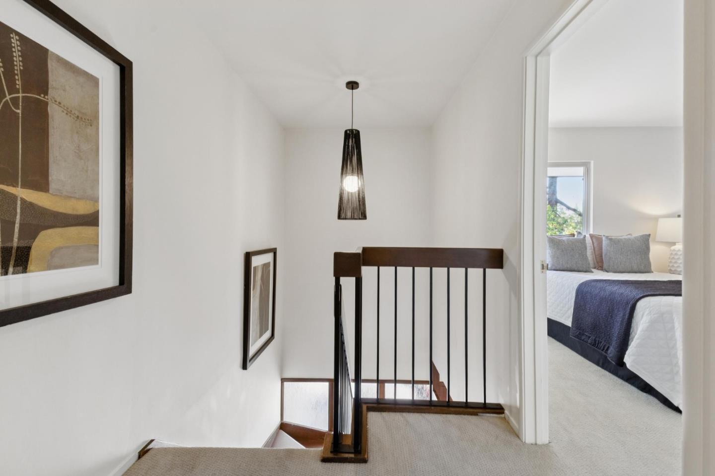 Detail Gallery Image 22 of 42 For 130 Garland Way, Los Altos,  CA 94022 - 5 Beds | 2/1 Baths