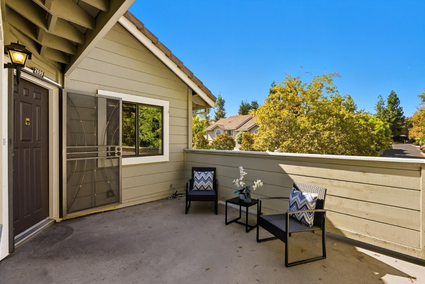 Detail Gallery Image 4 of 36 For 2699 Yerba Cliff Ct, San Jose,  CA 95121 - 2 Beds | 2 Baths
