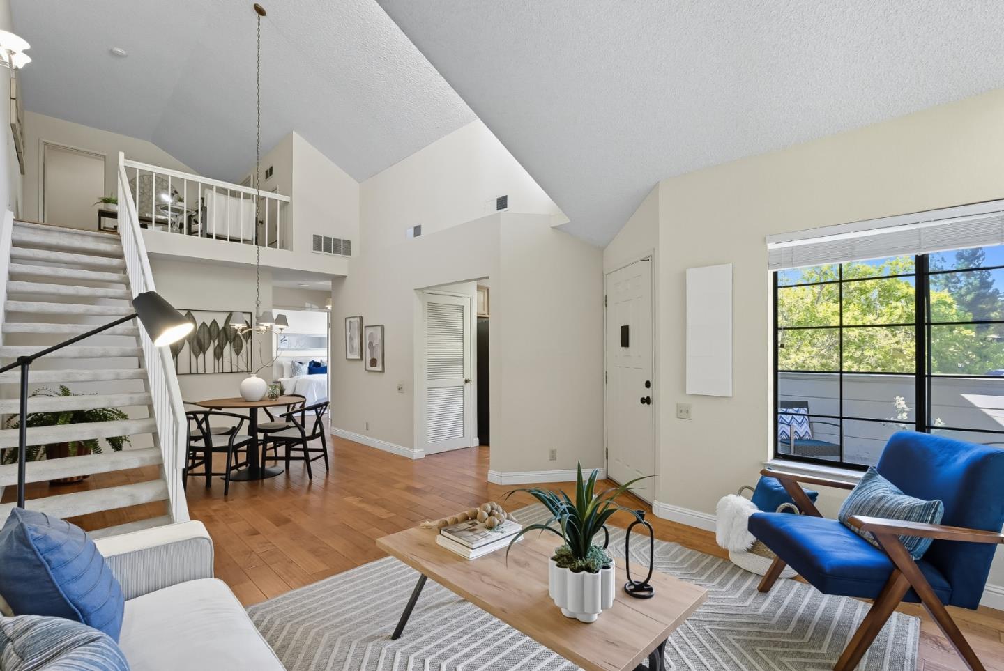 Detail Gallery Image 6 of 36 For 2699 Yerba Cliff Ct, San Jose,  CA 95121 - 2 Beds | 2 Baths