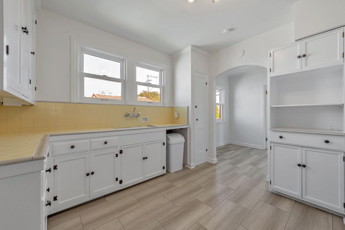 Detail Gallery Image 12 of 41 For 721 9th Ave, San Mateo,  CA 94402 - 2 Beds | 1 Baths