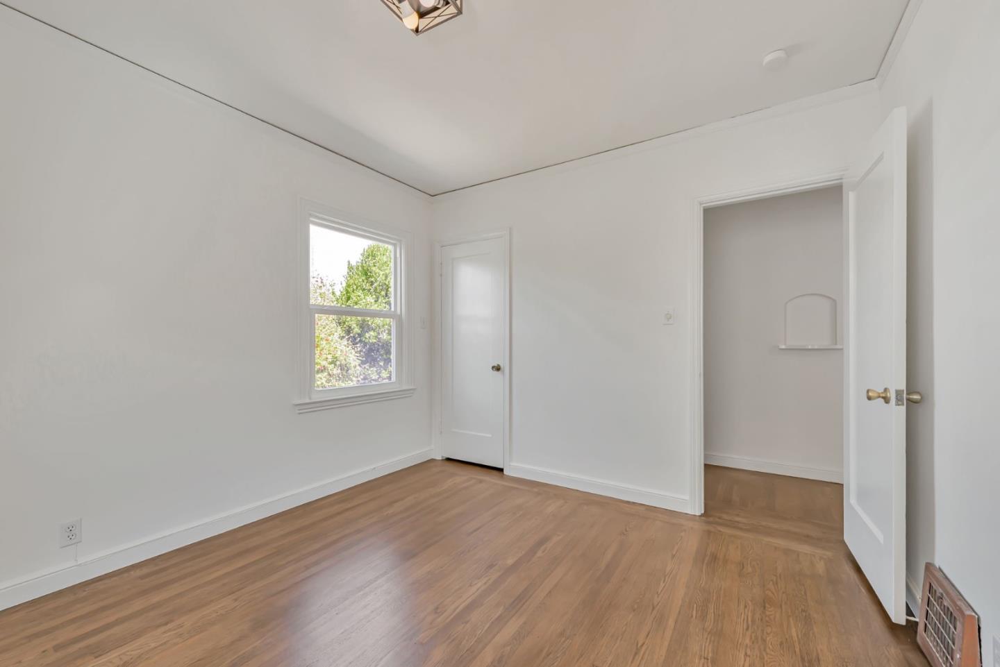 Detail Gallery Image 23 of 41 For 721 9th Ave, San Mateo,  CA 94402 - 2 Beds | 1 Baths