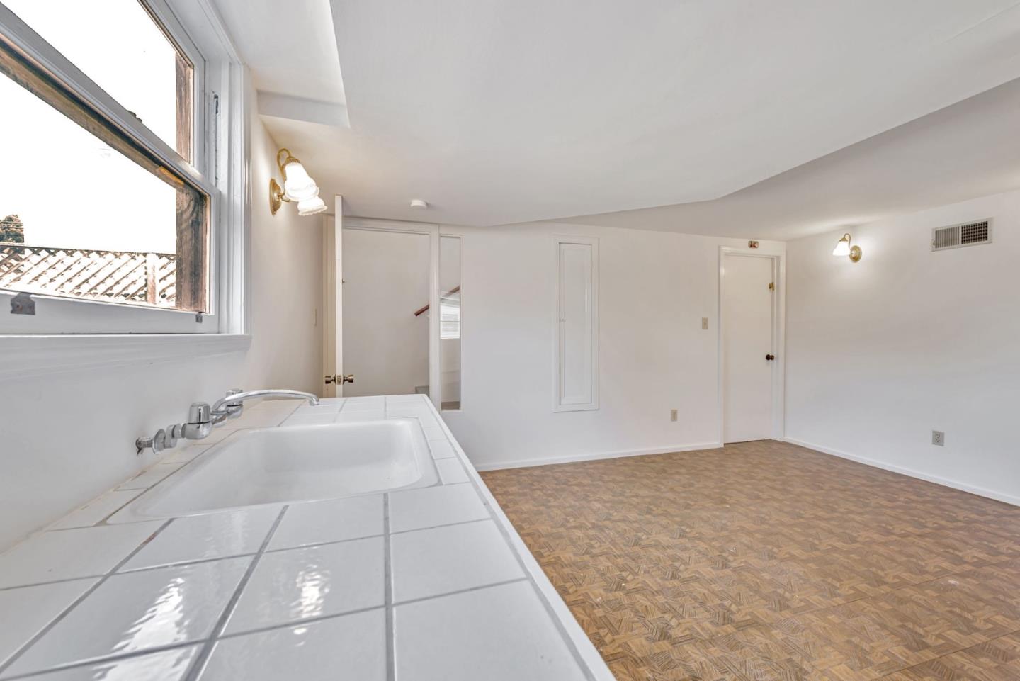 Detail Gallery Image 30 of 41 For 721 9th Ave, San Mateo,  CA 94402 - 2 Beds | 1 Baths