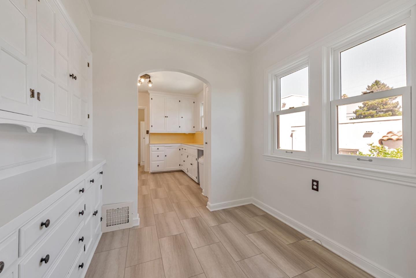 Detail Gallery Image 9 of 41 For 721 9th Ave, San Mateo,  CA 94402 - 2 Beds | 1 Baths