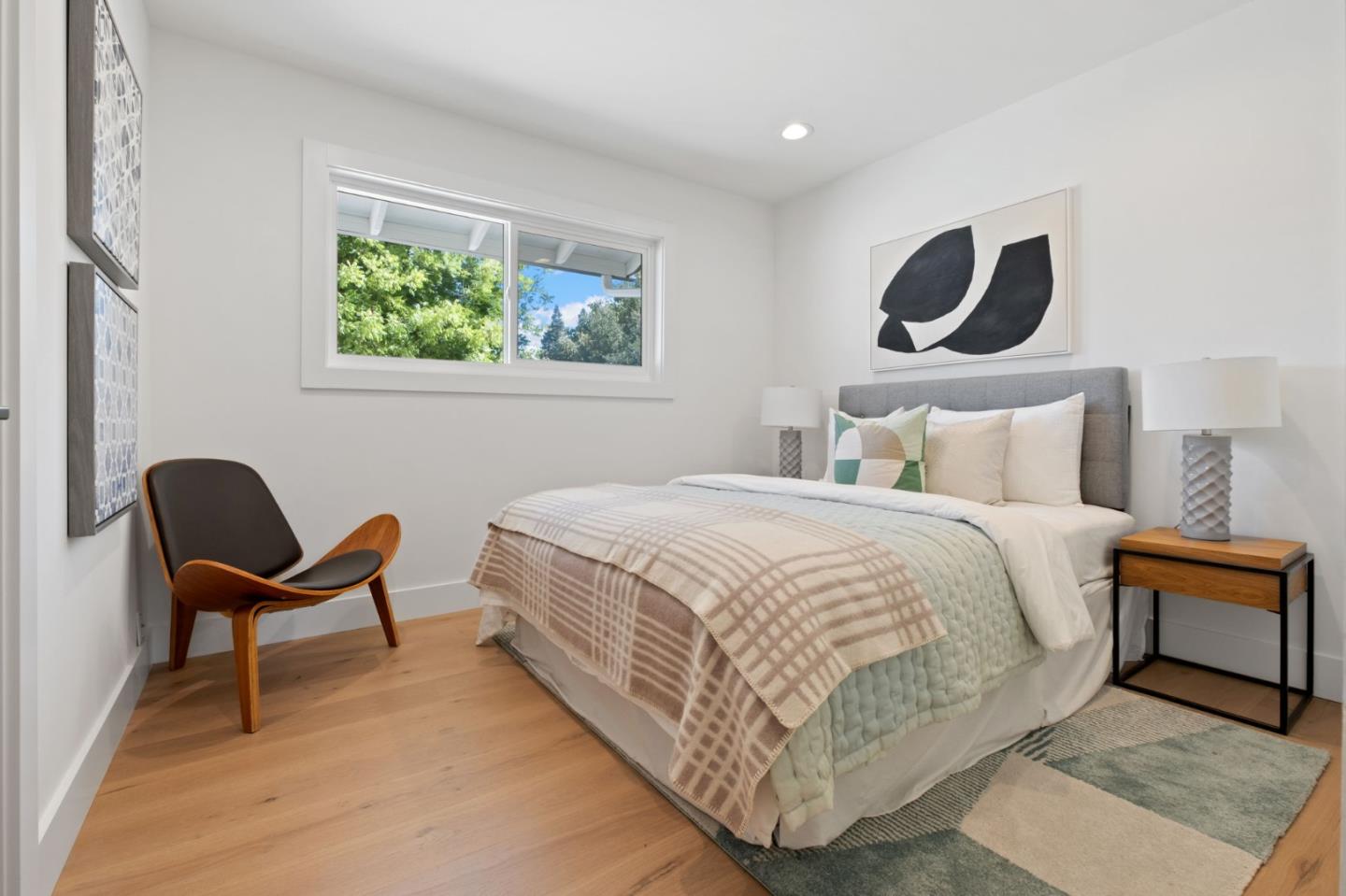 Detail Gallery Image 12 of 21 For 876 San Simeon Dr, Mountain View,  CA 94043 - 3 Beds | 2 Baths