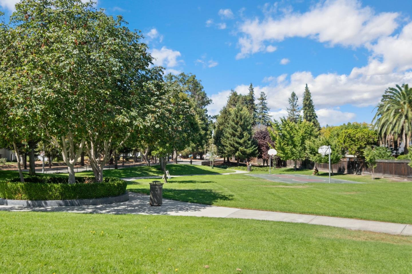 Detail Gallery Image 21 of 21 For 876 San Simeon Dr, Mountain View,  CA 94043 - 3 Beds | 2 Baths