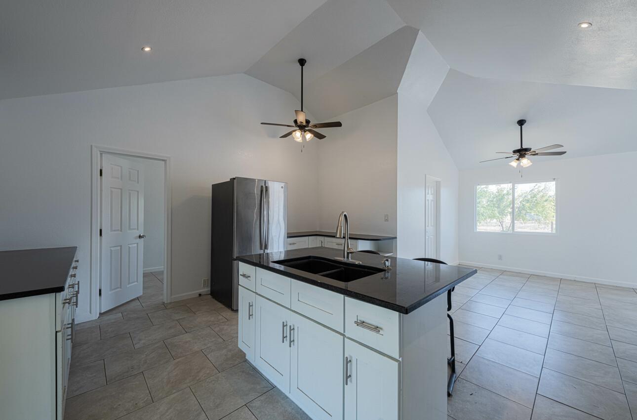 Detail Gallery Image 28 of 77 For 1080 Best Rd, Hollister,  CA 95023 - 3 Beds | 2 Baths