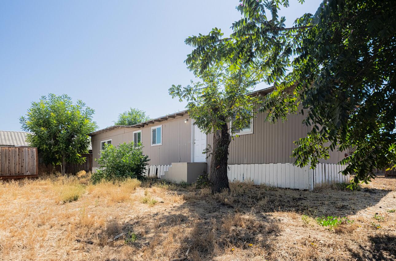 Detail Gallery Image 57 of 77 For 1080 Best Rd, Hollister,  CA 95023 - 3 Beds | 2 Baths