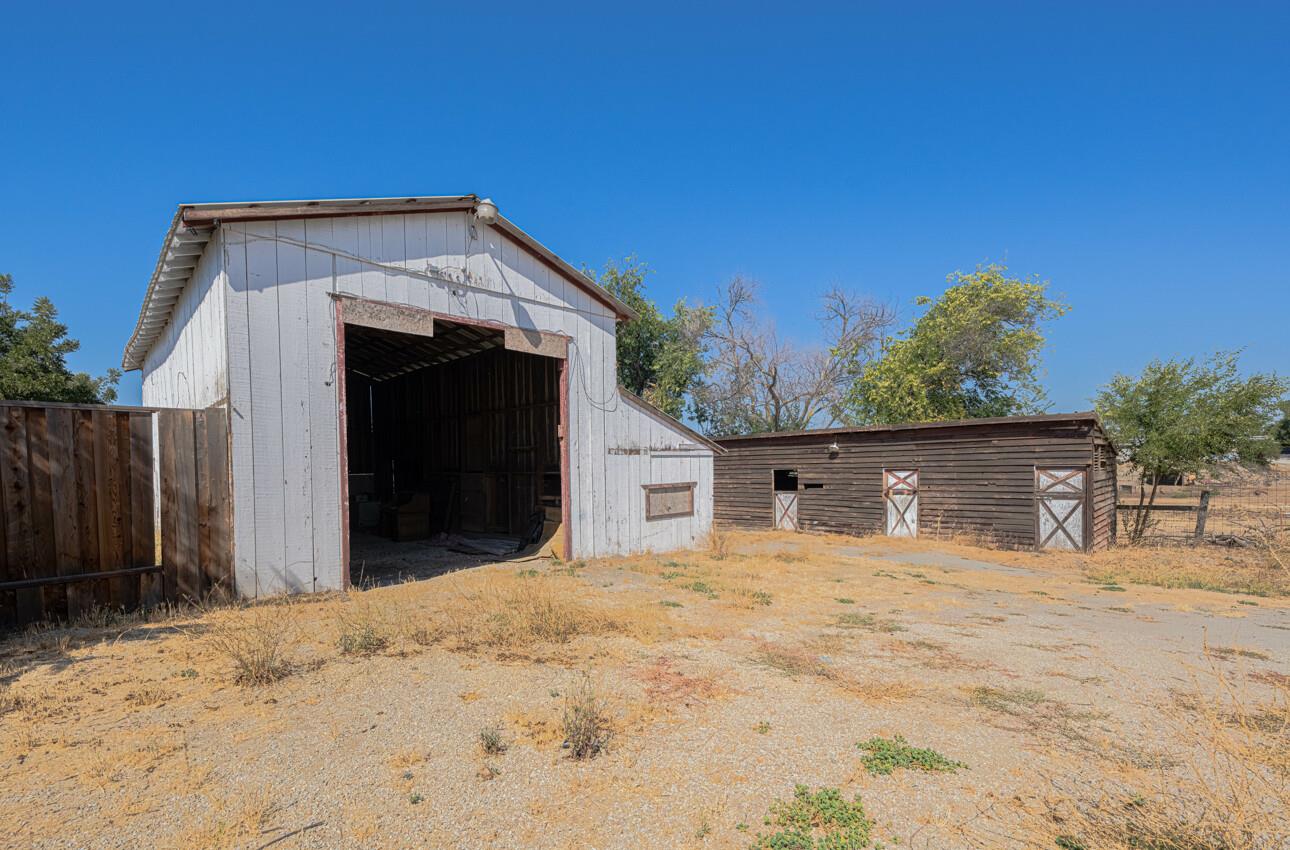 Detail Gallery Image 76 of 77 For 1080 Best Rd, Hollister,  CA 95023 - 3 Beds | 2 Baths