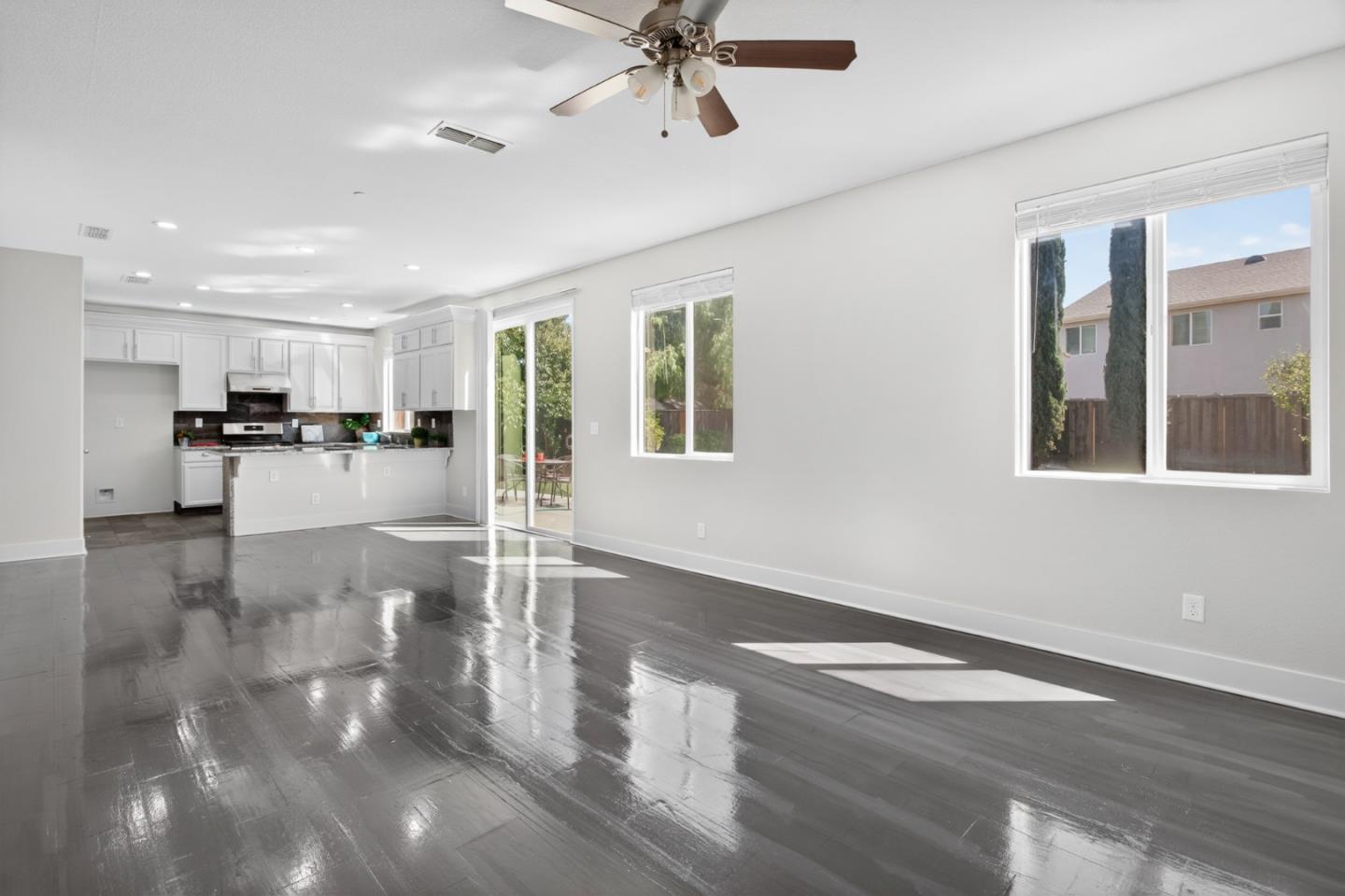 Detail Gallery Image 17 of 70 For 2330 Pinetown St, Stockton,  CA 95212 - 5 Beds | 3 Baths