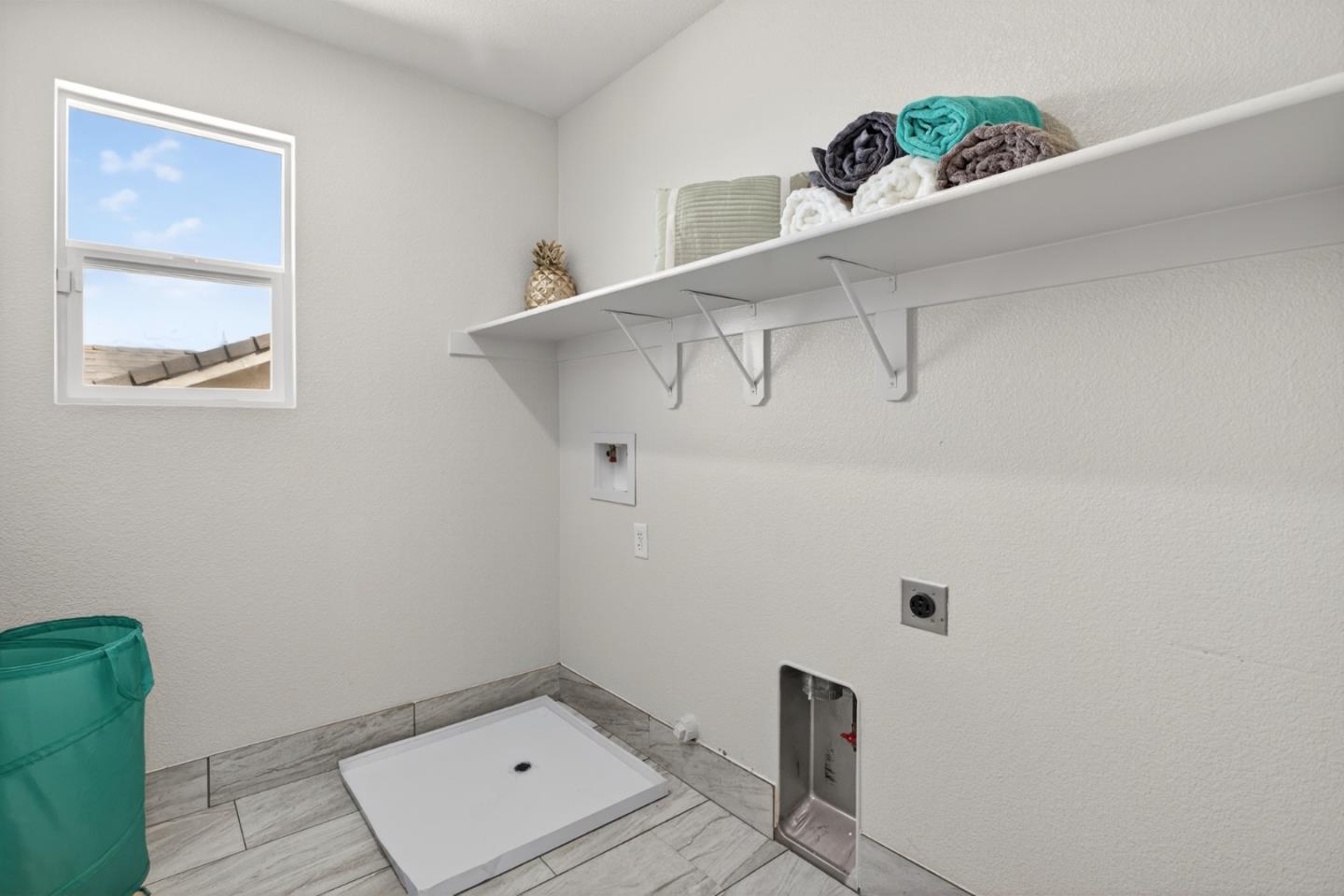 Detail Gallery Image 37 of 70 For 2330 Pinetown St, Stockton,  CA 95212 - 5 Beds | 3 Baths