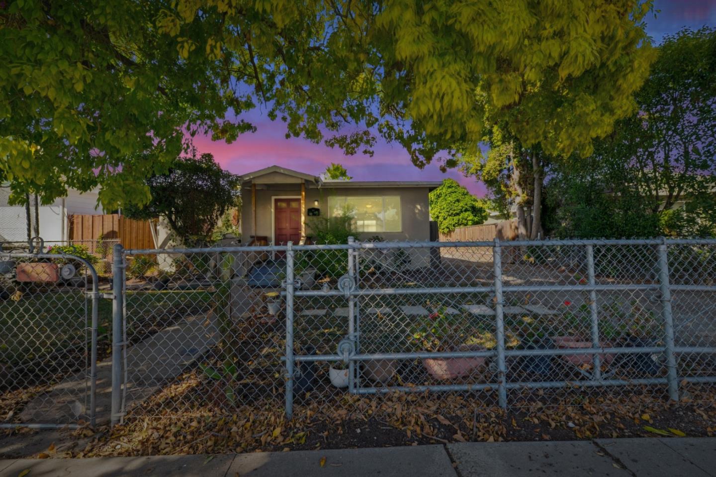 Detail Gallery Image 30 of 31 For 603 Warrington Ave, Redwood City,  CA 94063 - 3 Beds | 1 Baths