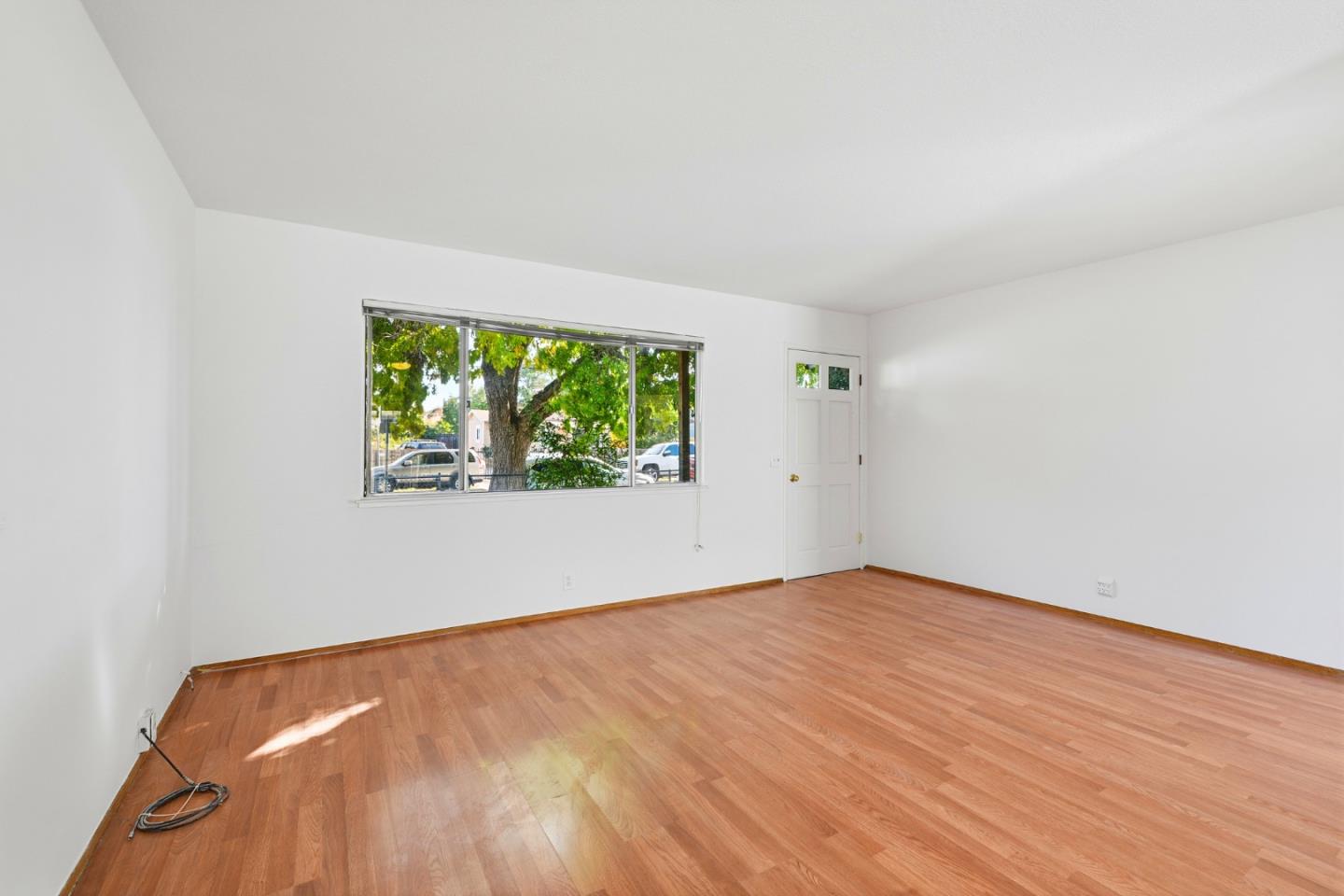 Detail Gallery Image 6 of 31 For 603 Warrington Ave, Redwood City,  CA 94063 - 3 Beds | 1 Baths
