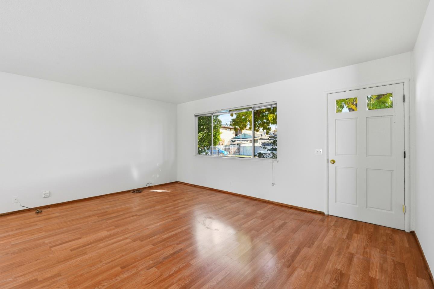 Detail Gallery Image 7 of 31 For 603 Warrington Ave, Redwood City,  CA 94063 - 3 Beds | 1 Baths