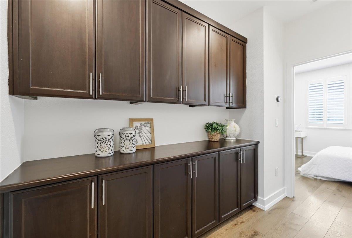 Detail Gallery Image 18 of 37 For 2876 Saratoga Dr, San Mateo,  CA 94403 - 3 Beds | 3 Baths