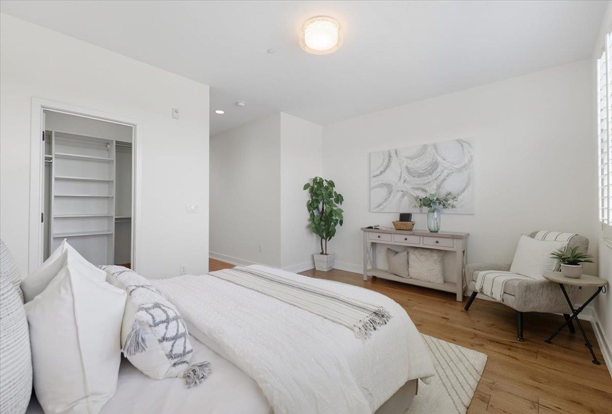 Detail Gallery Image 21 of 37 For 2876 Saratoga Dr, San Mateo,  CA 94403 - 3 Beds | 3 Baths