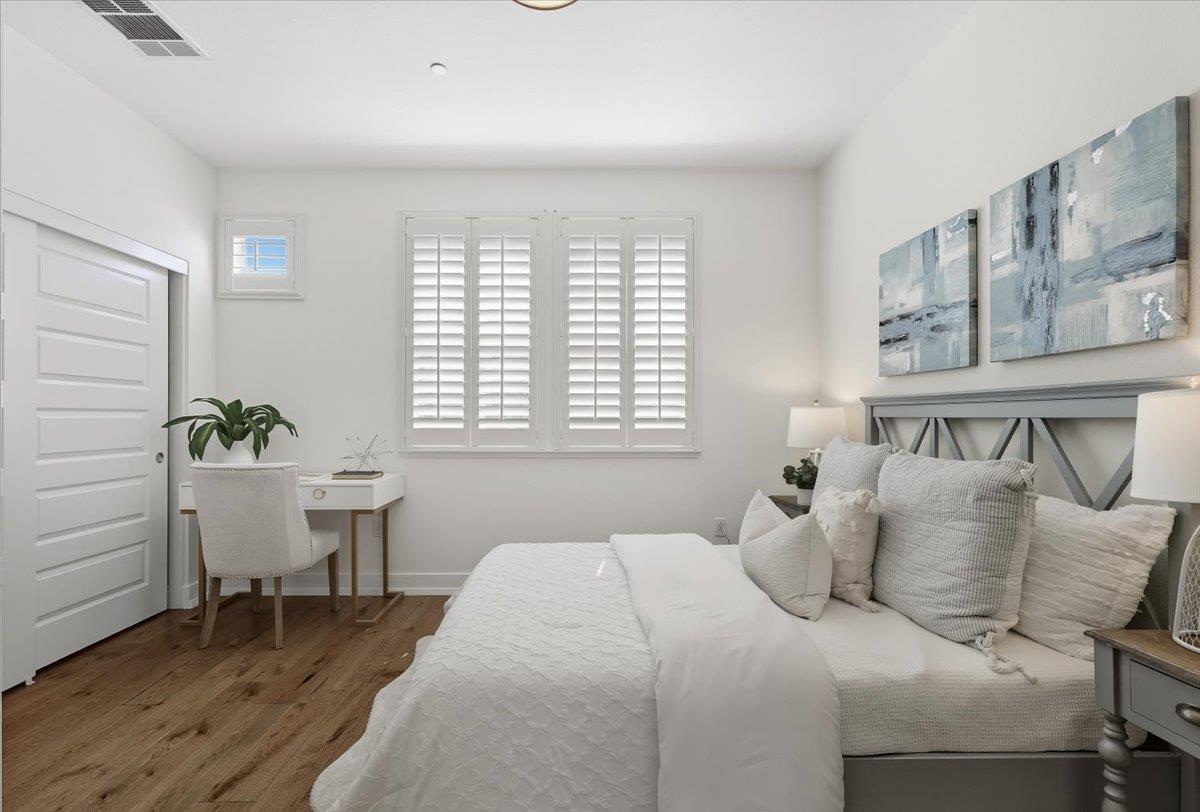 Detail Gallery Image 25 of 37 For 2876 Saratoga Dr, San Mateo,  CA 94403 - 3 Beds | 3 Baths