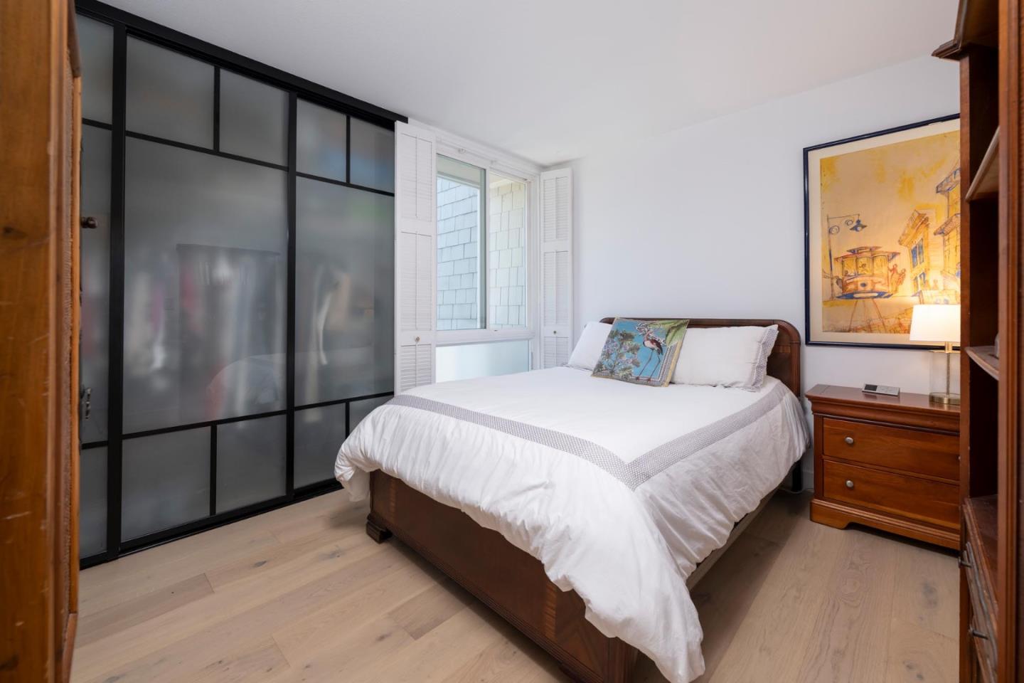 Detail Gallery Image 14 of 17 For 543 Starboard Dr, San Mateo,  CA 94404 - 3 Beds | 2/1 Baths