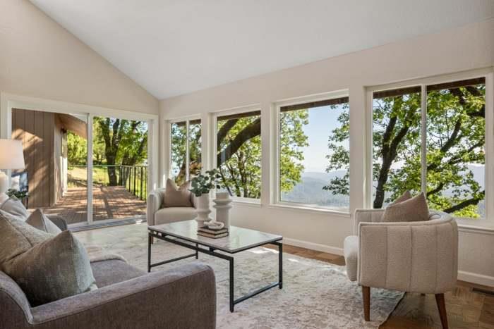 Detail Gallery Image 4 of 22 For 20243 Beatty Ridge Rd, Los Gatos,  CA 95033 - 3 Beds | 2/1 Baths