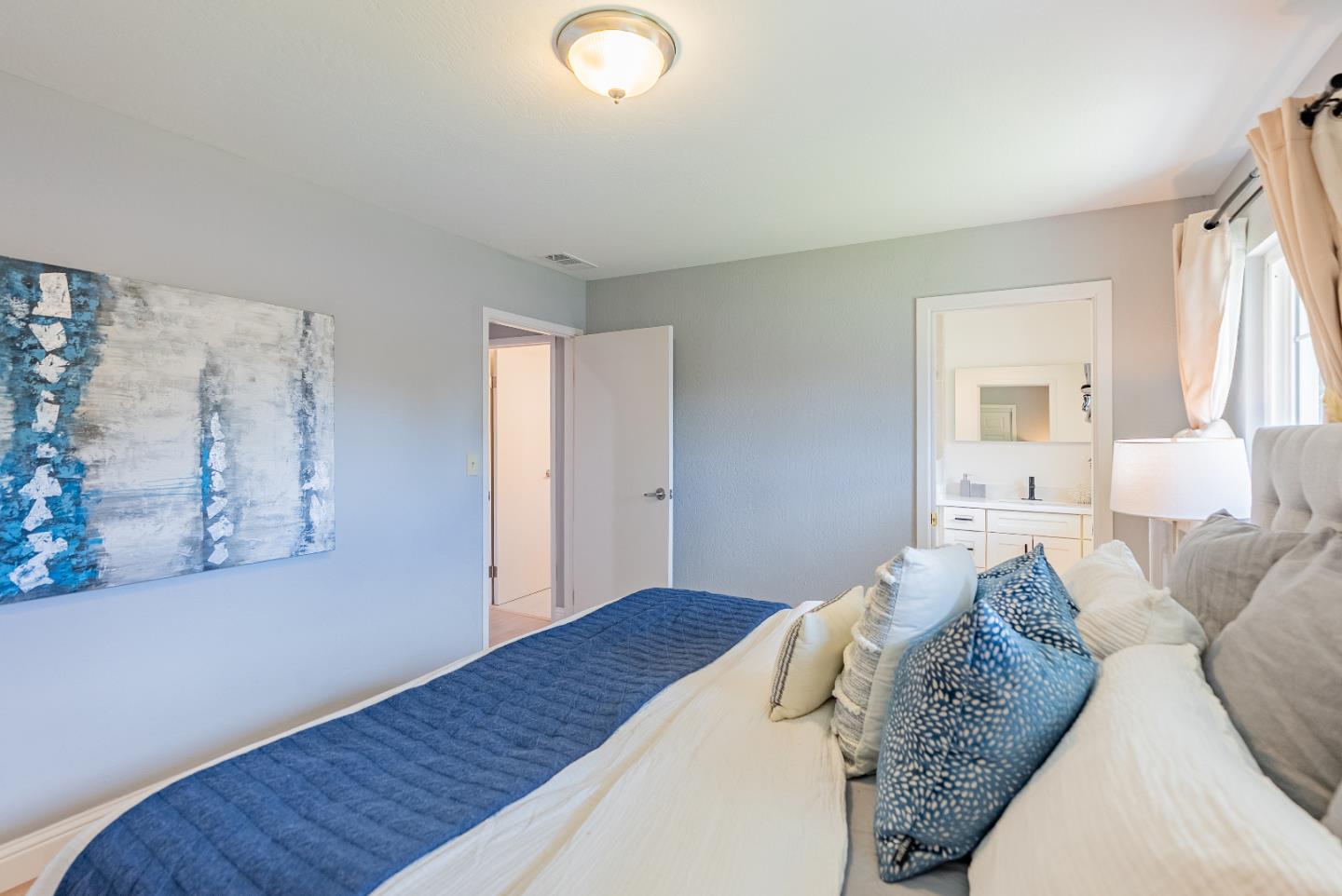 Detail Gallery Image 25 of 36 For 766 Cuesta Dr, Mountain View,  CA 94040 - 3 Beds | 2 Baths
