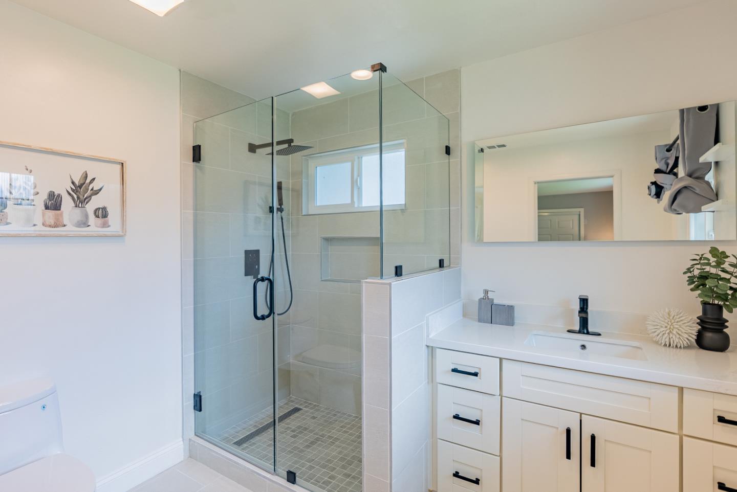 Detail Gallery Image 26 of 36 For 766 Cuesta Dr, Mountain View,  CA 94040 - 3 Beds | 2 Baths