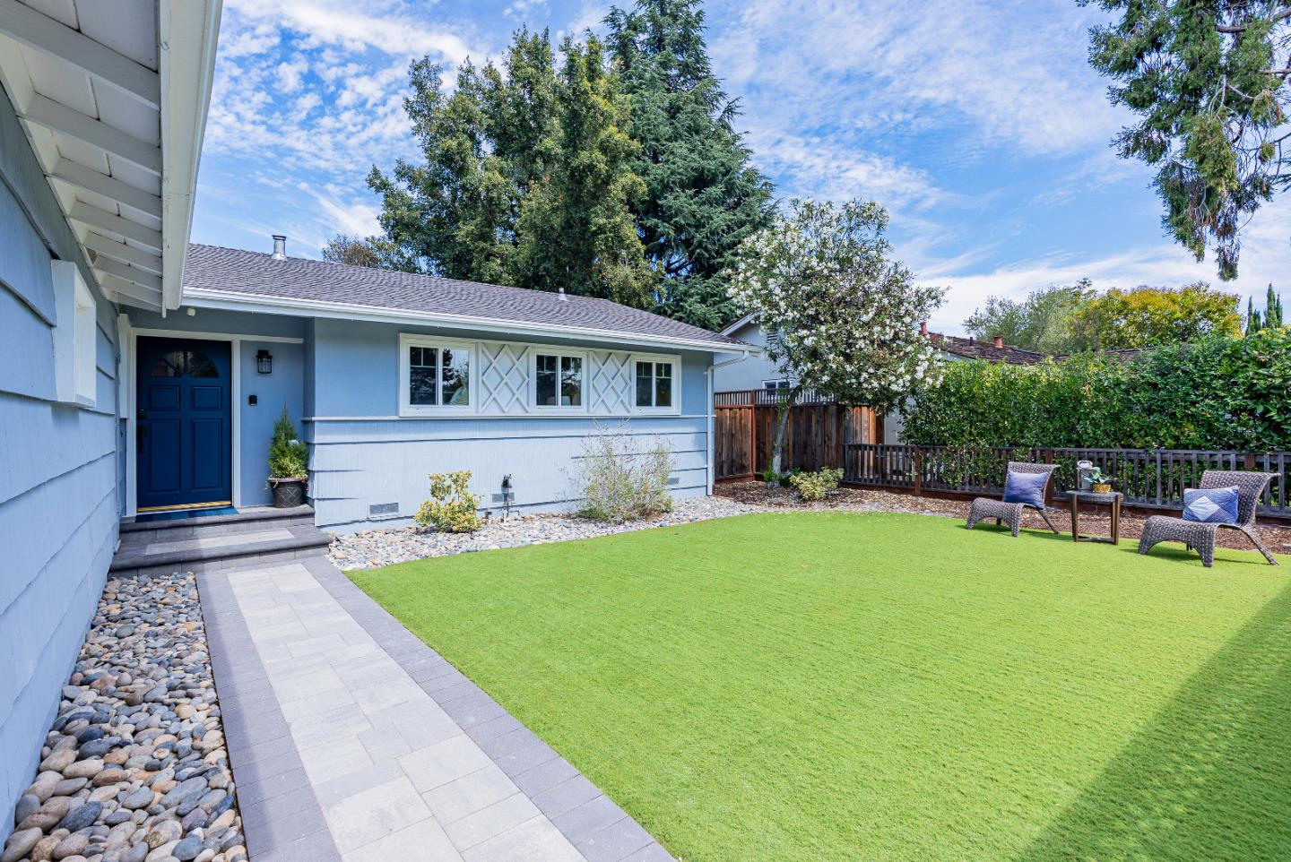Detail Gallery Image 34 of 36 For 766 Cuesta Dr, Mountain View,  CA 94040 - 3 Beds | 2 Baths