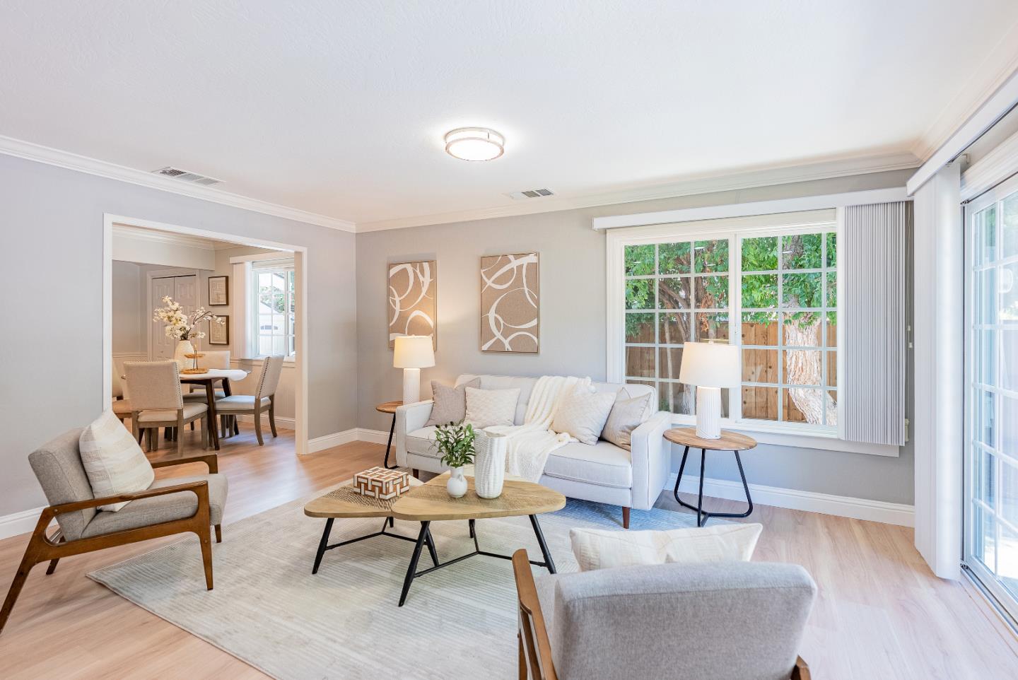 Detail Gallery Image 8 of 36 For 766 Cuesta Dr, Mountain View,  CA 94040 - 3 Beds | 2 Baths