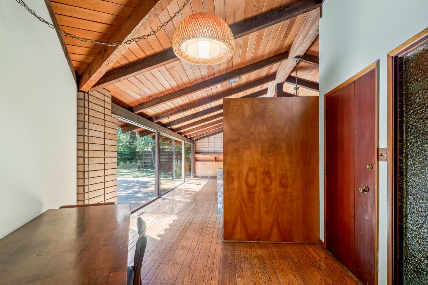 Detail Gallery Image 15 of 21 For 25285 W Fremont Rd, Los Altos Hills,  CA 94022 - 5 Beds | 3 Baths