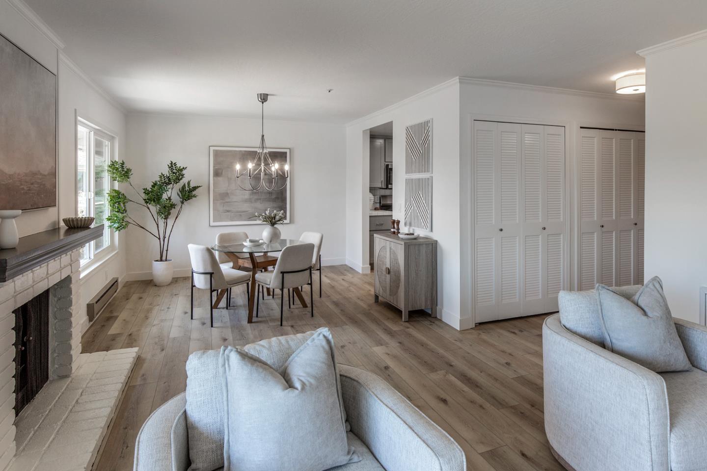 Detail Gallery Image 3 of 23 For 477 Lassen St #9,  Los Altos,  CA 94022 - 2 Beds | 2 Baths