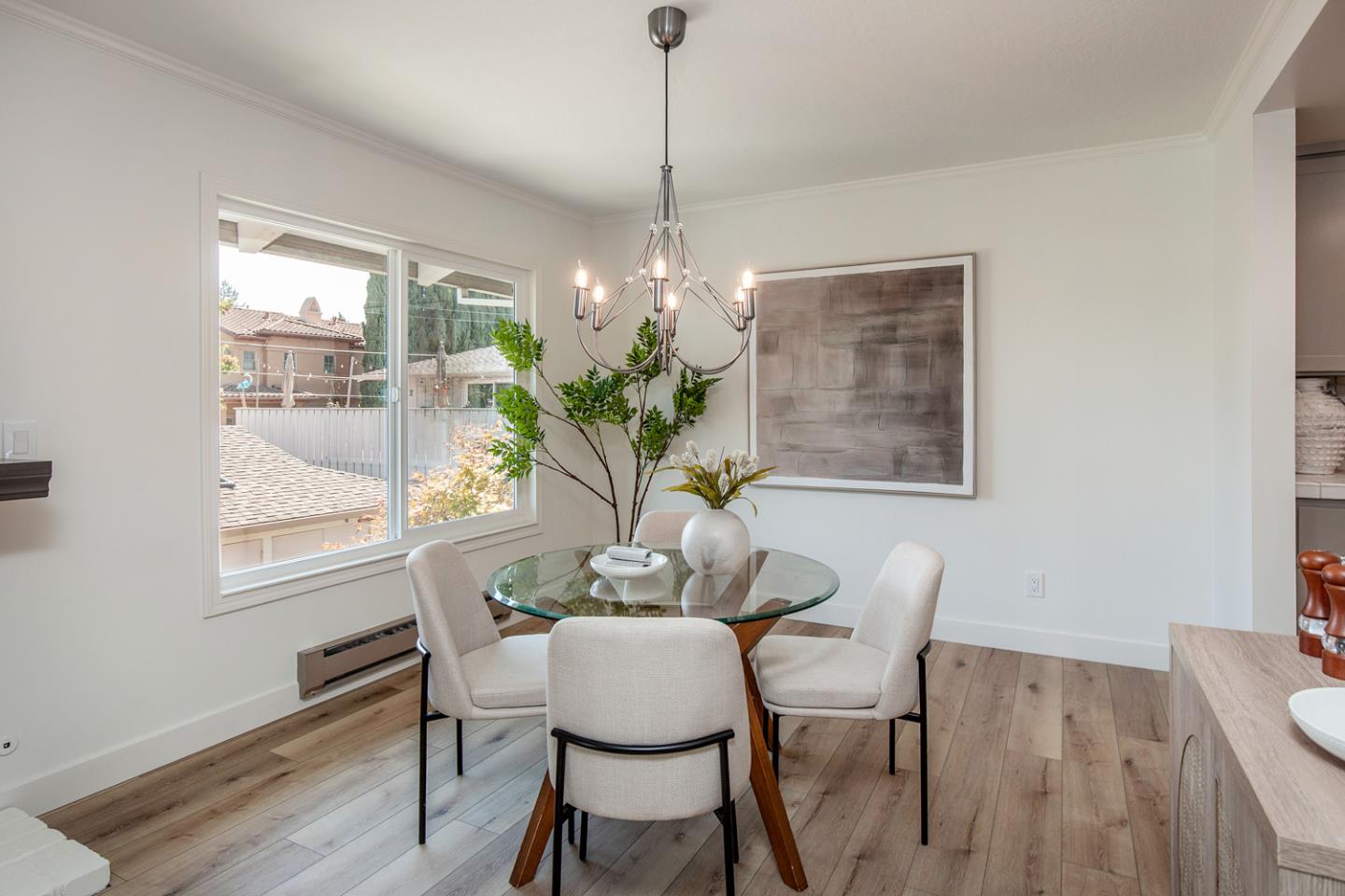 Detail Gallery Image 4 of 23 For 477 Lassen St #9,  Los Altos,  CA 94022 - 2 Beds | 2 Baths