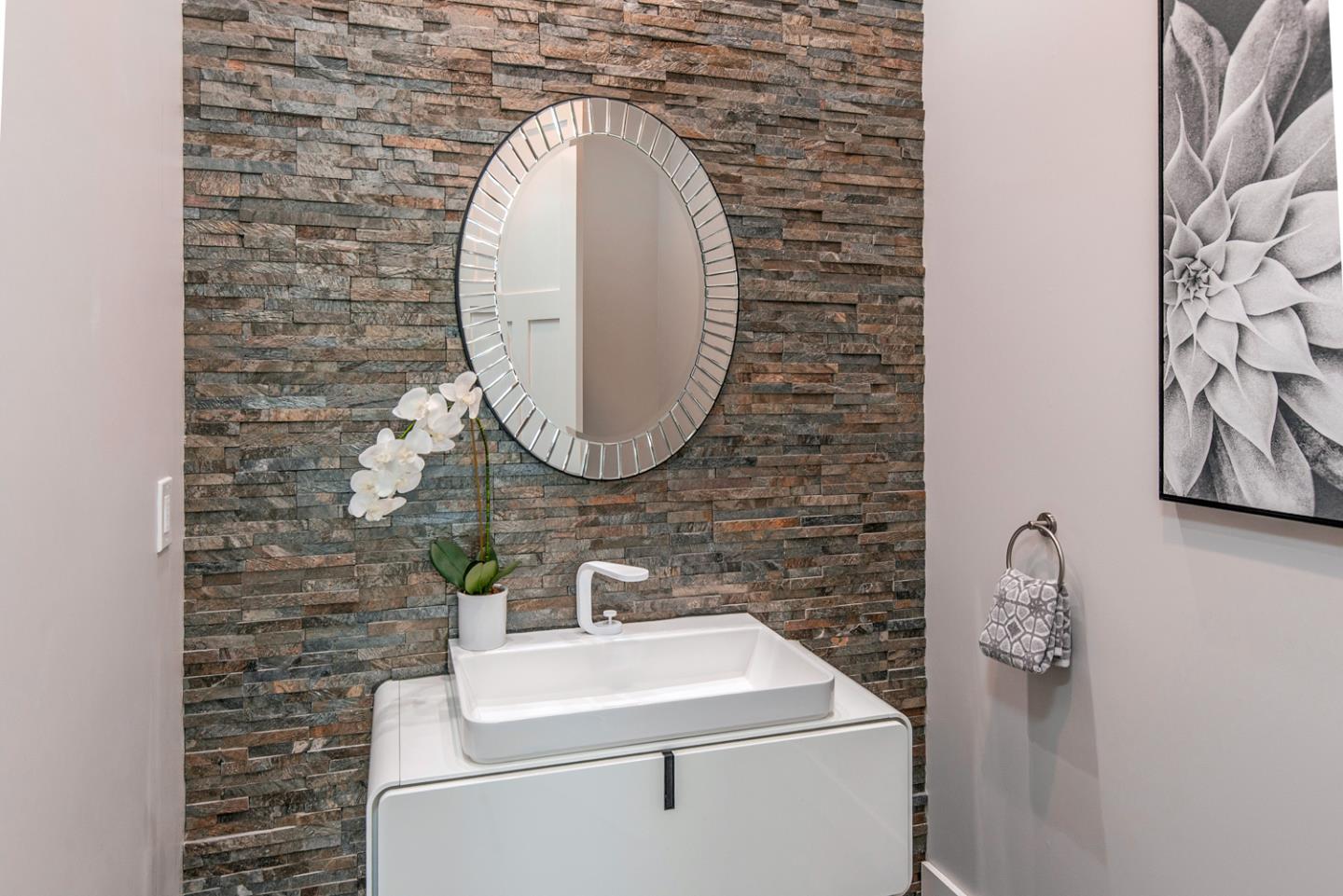 Detail Gallery Image 17 of 44 For 1848 Peacock Ave, Mountain View,  CA 94043 - 4 Beds | 3/1 Baths