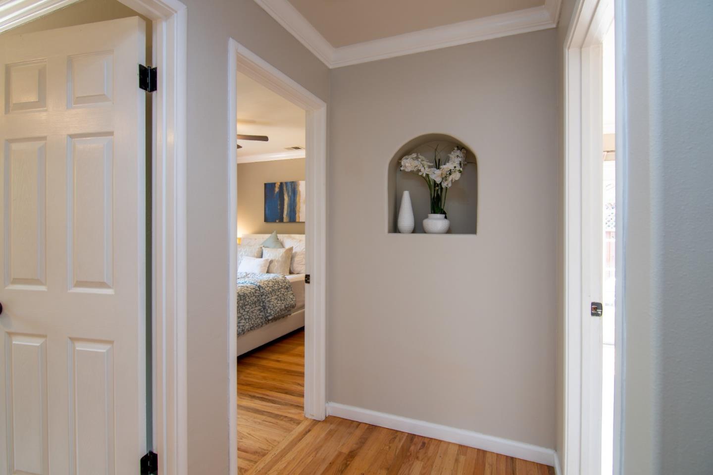 Detail Gallery Image 11 of 20 For 5774 Lilac Blossom Ln, San Jose,  CA 95124 - 3 Beds | 2 Baths