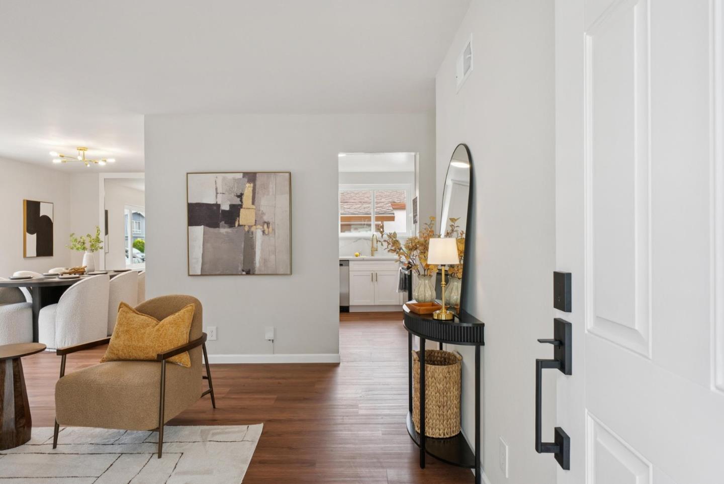 Detail Gallery Image 7 of 34 For 37 Canterbury Ave, Daly City,  CA 94015 - 3 Beds | 2 Baths