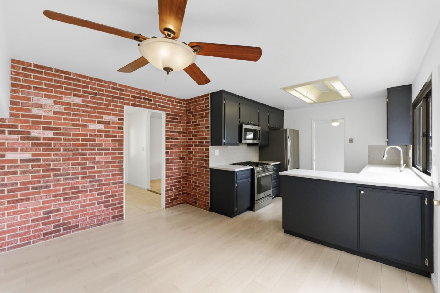 Detail Gallery Image 21 of 72 For 6007 Afton Ct, San Jose,  CA 95123 - 4 Beds | 2/1 Baths