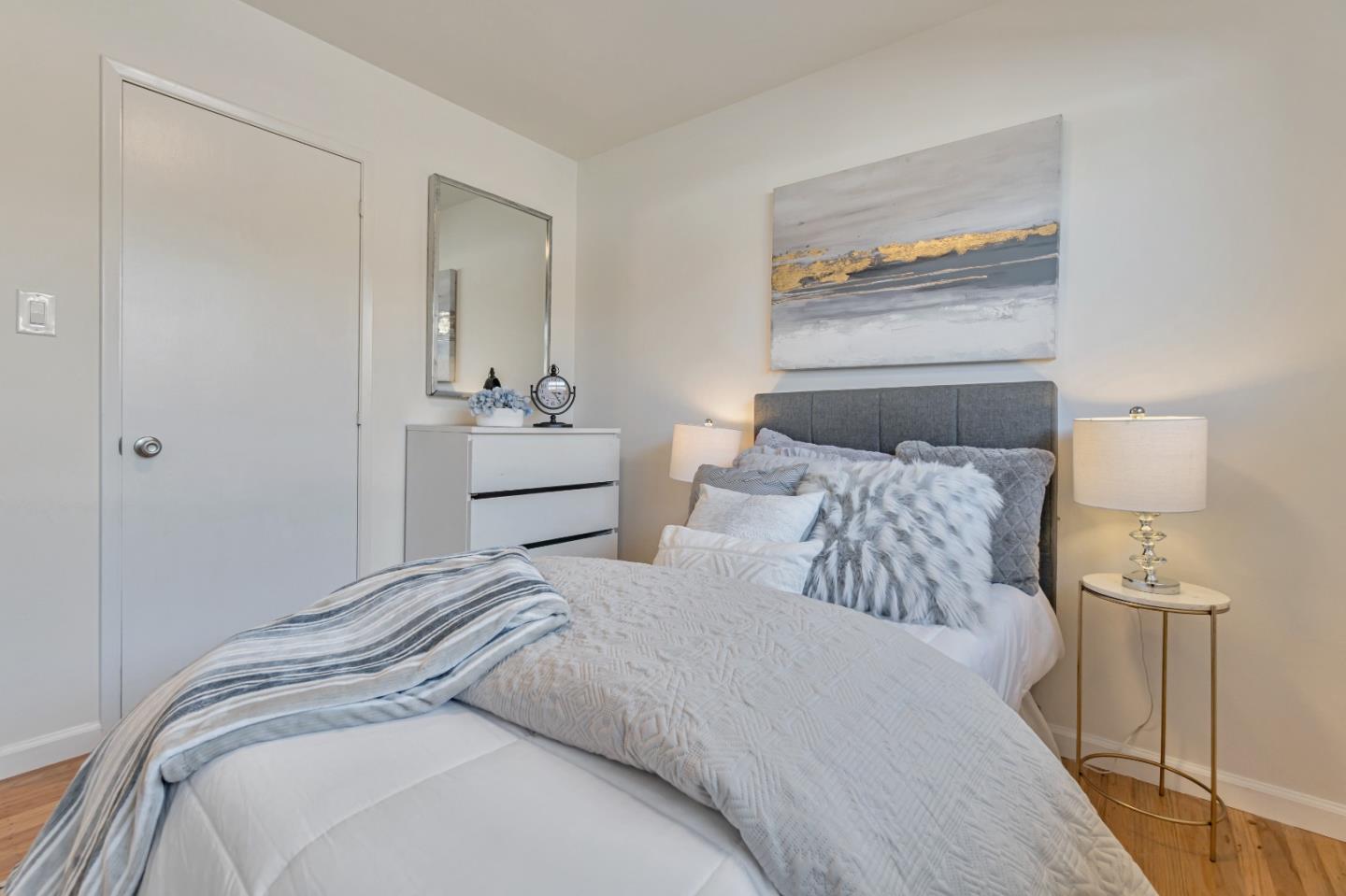 Detail Gallery Image 25 of 33 For 819 Standish Rd, Pacifica,  CA 94044 - 3 Beds | 2 Baths