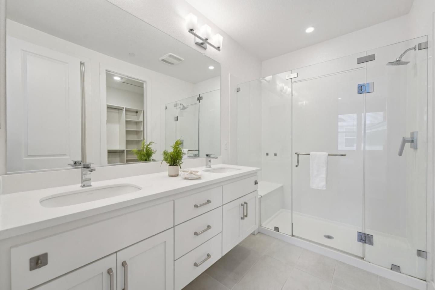 Detail Gallery Image 32 of 46 For 2930 Sanor Pl #112,  Santa Clara,  CA 95051 - 2 Beds | 2/1 Baths