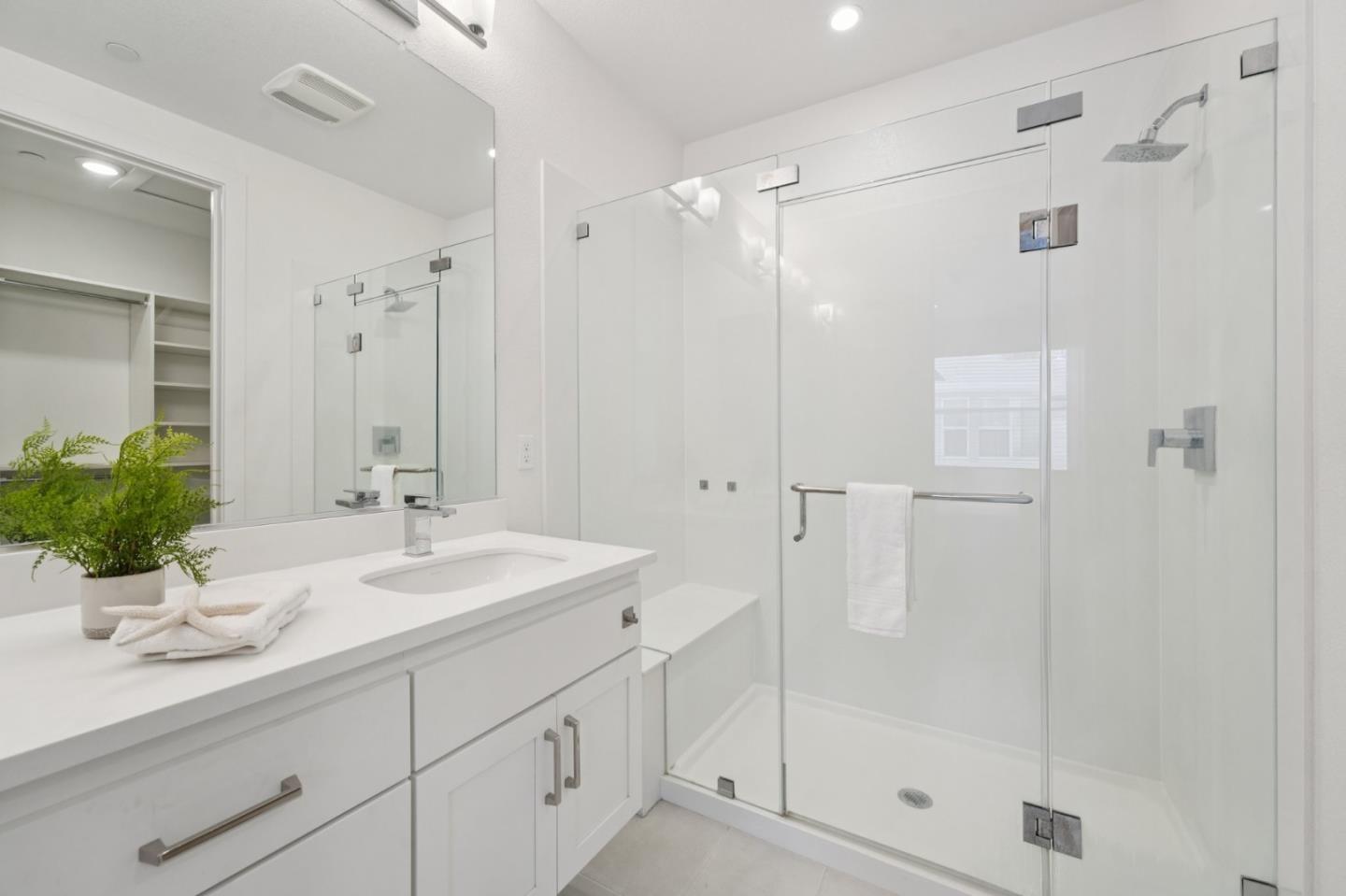 Detail Gallery Image 33 of 46 For 2930 Sanor Pl #112,  Santa Clara,  CA 95051 - 2 Beds | 2/1 Baths