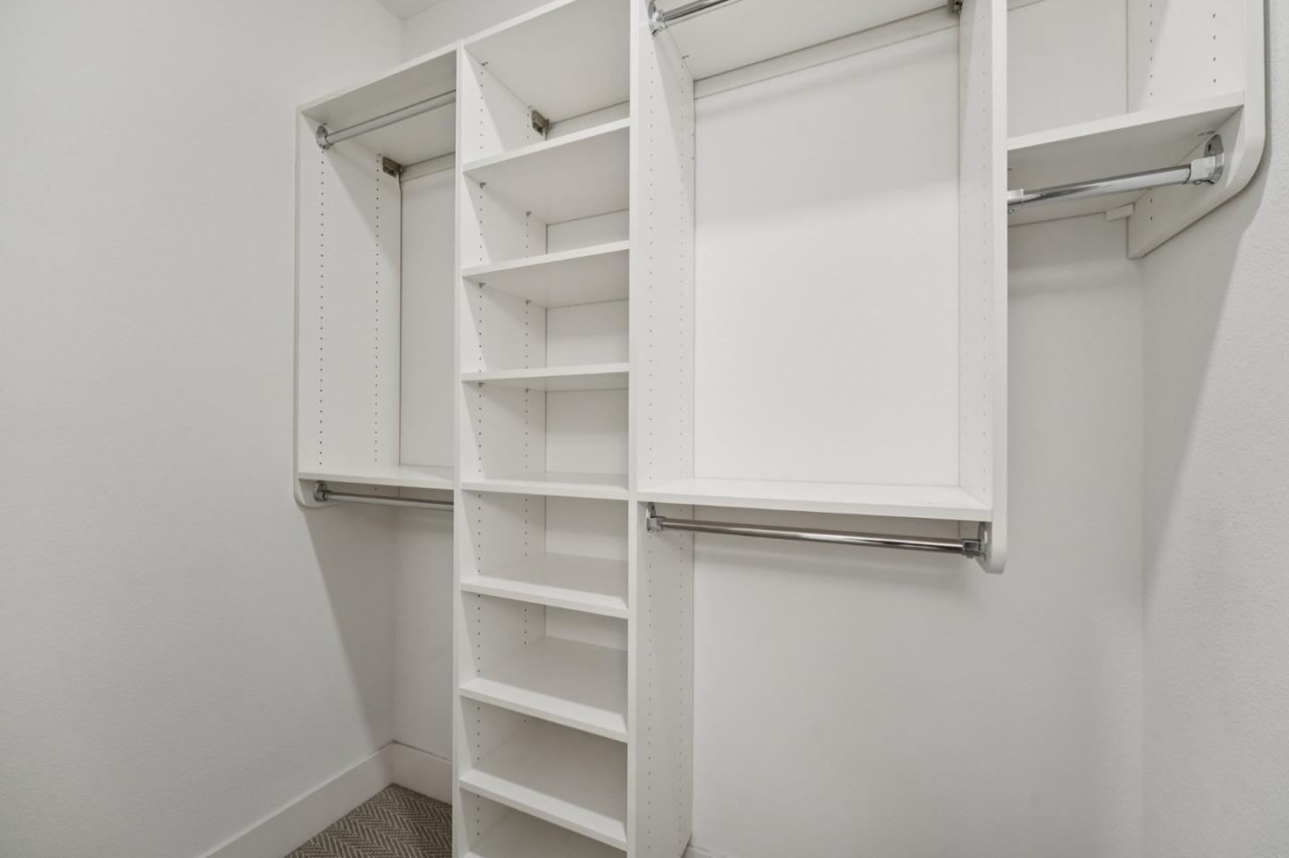 Detail Gallery Image 35 of 46 For 2930 Sanor Pl #112,  Santa Clara,  CA 95051 - 2 Beds | 2/1 Baths