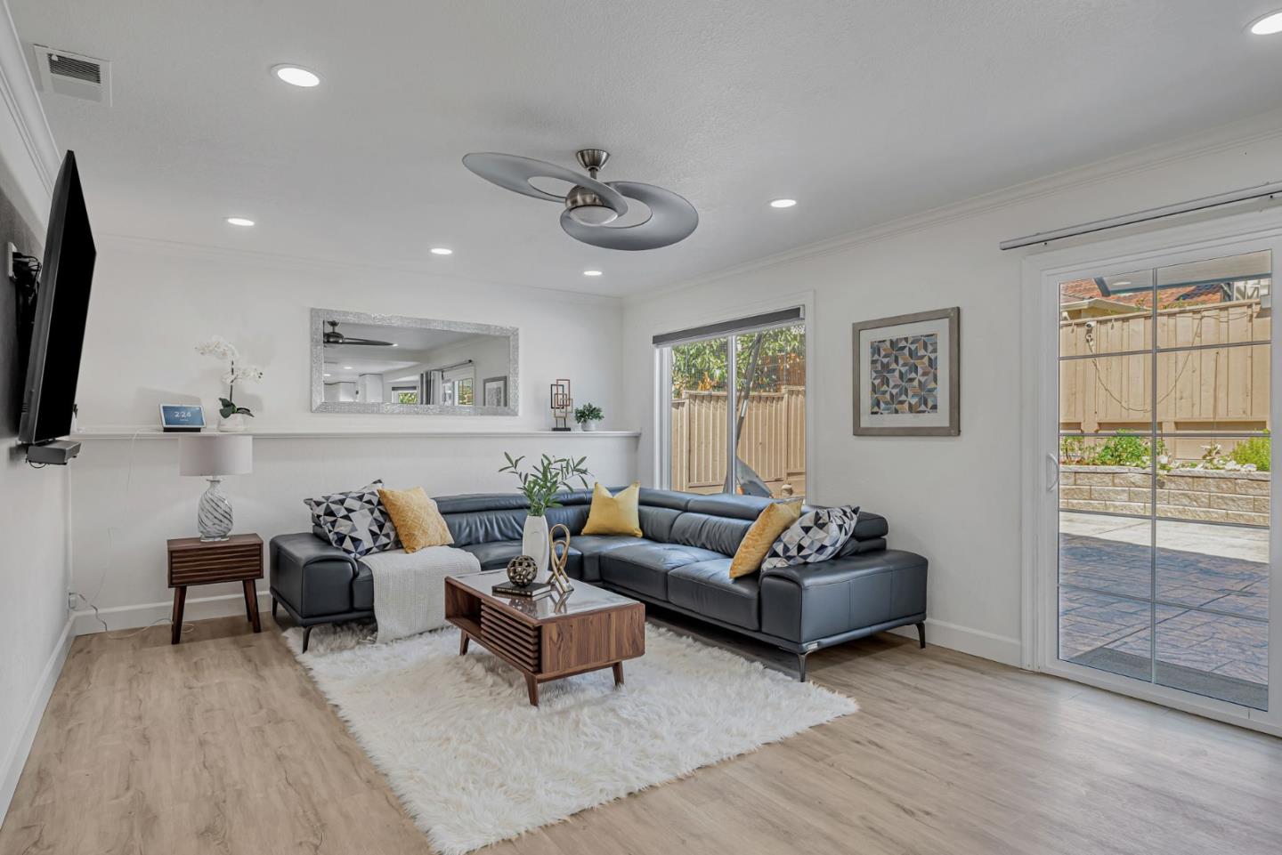 Detail Gallery Image 16 of 59 For 2806 Glauser Dr, San Jose,  CA 95133 - 4 Beds | 3 Baths