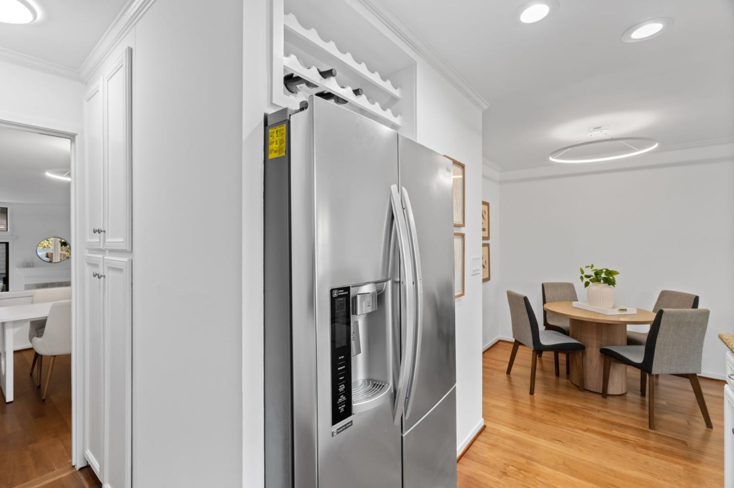 Detail Gallery Image 13 of 40 For 2146 Sand Hill Rd, Menlo Park,  CA 94025 - 3 Beds | 2/1 Baths
